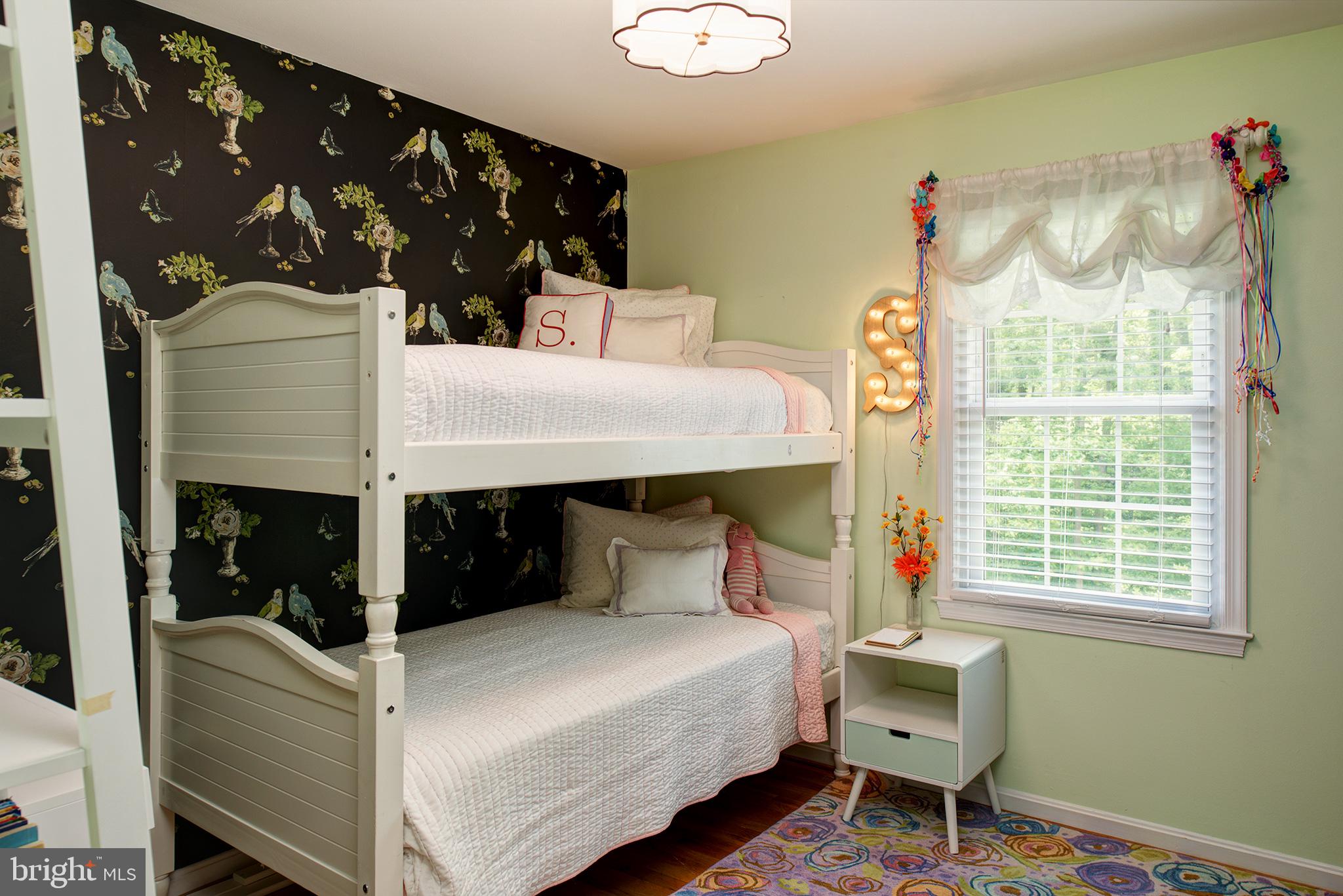 9405 Wallingford Drive Burke, VA 22015 - Photo 24 of 37 ONE OF FIVE UPSTAIRS BEDROOMS