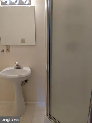 $2,200 | 103 Foxfire Drive, Newark, DE 19711