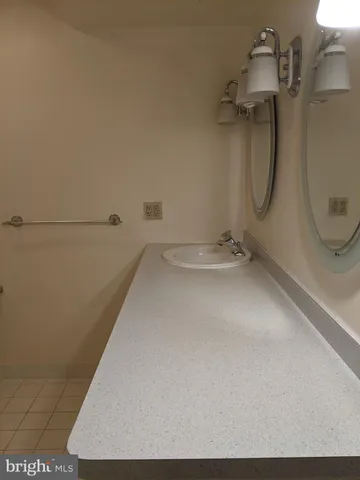 $2,200 | 103 Foxfire Drive, Newark, DE 19711