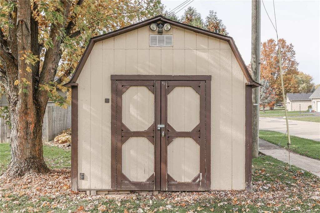4738 Tincher Road Indianapolis, IN 46221 - Photo 31 of 34 Gallery Image 31