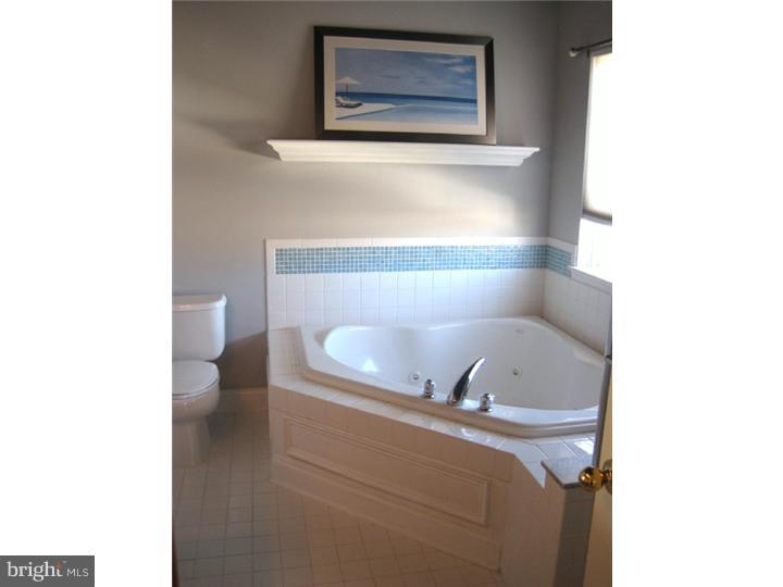 28 Bryce Road Berlin, NJ 08009 - Photo 11 of 18 Bathroom