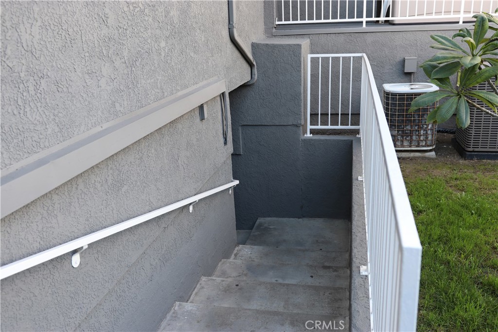 601 South Euclid Street, Unit 4 La Habra, CA 90631 - Photo 29 of 35