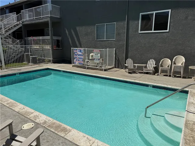 $460,000 | 601 South Euclid Street, Unit 4, La Habra, CA 90631