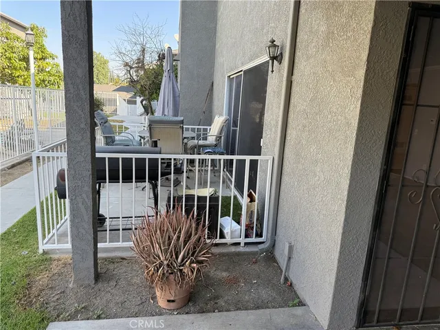 $460,000 | 601 South Euclid Street, Unit 4, La Habra, CA 90631