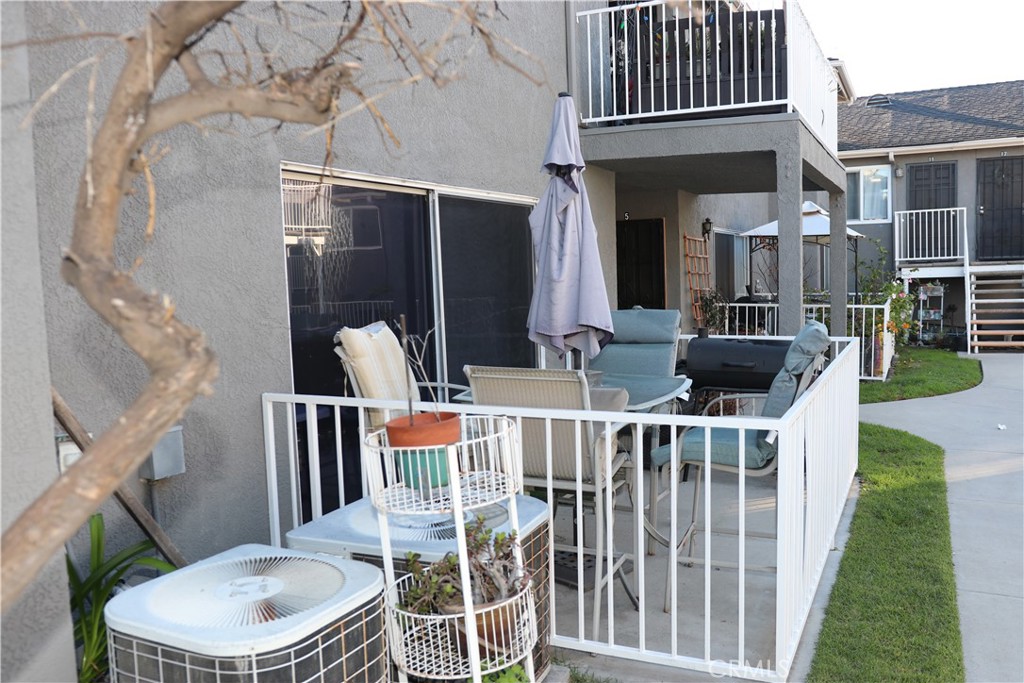 601 South Euclid Street, Unit 4 La Habra, CA 90631 - Photo 8 of 35