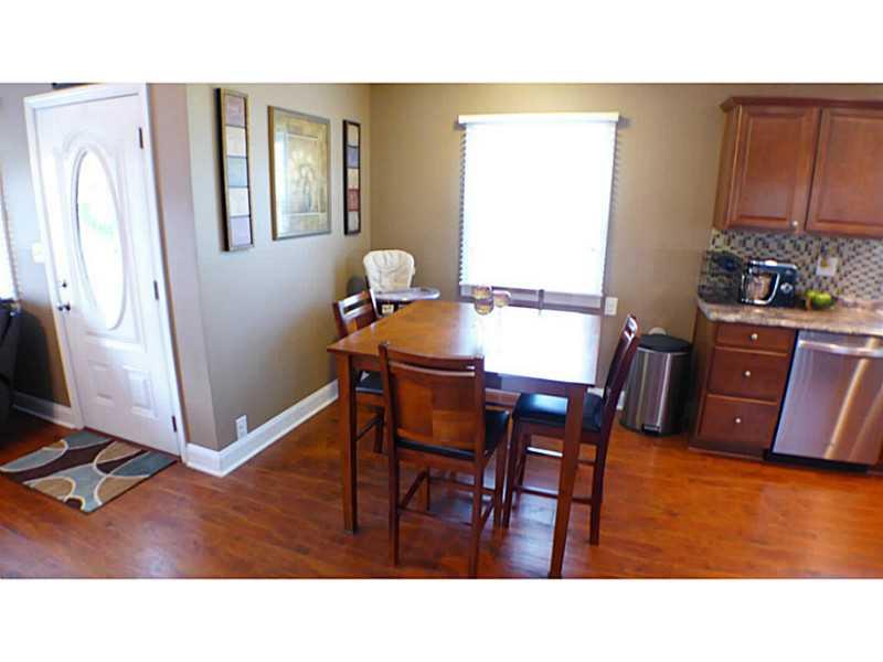 29 Ewing Road McKees Rocks, PA 15136 - Photo 3 of 24 Dining Room. Eat in kitchen area.