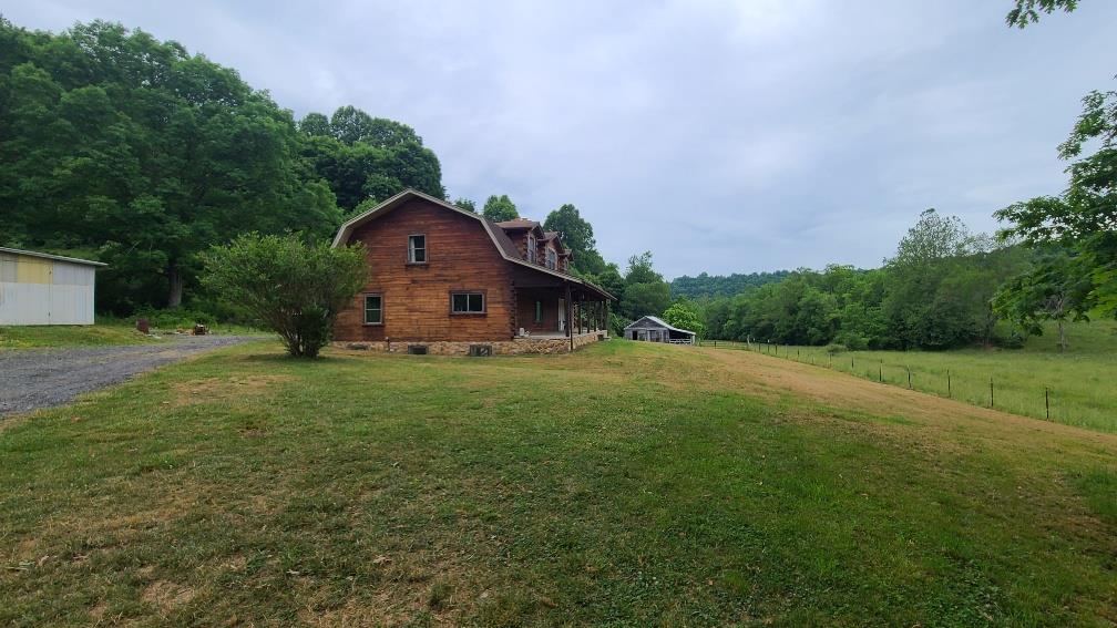 236 Kiawana Road Atkins, VA 24311 - Photo 5 of 59 Gallery Image 5