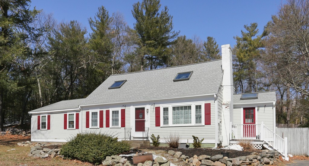 592 North Road Sudbury, MA 01776 - Photo 1 of 20 Gallery Image 1