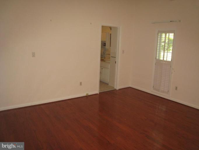 1908 Poplar Road Essex, MD 21221 - Photo 14 of 26 an empty room with windows