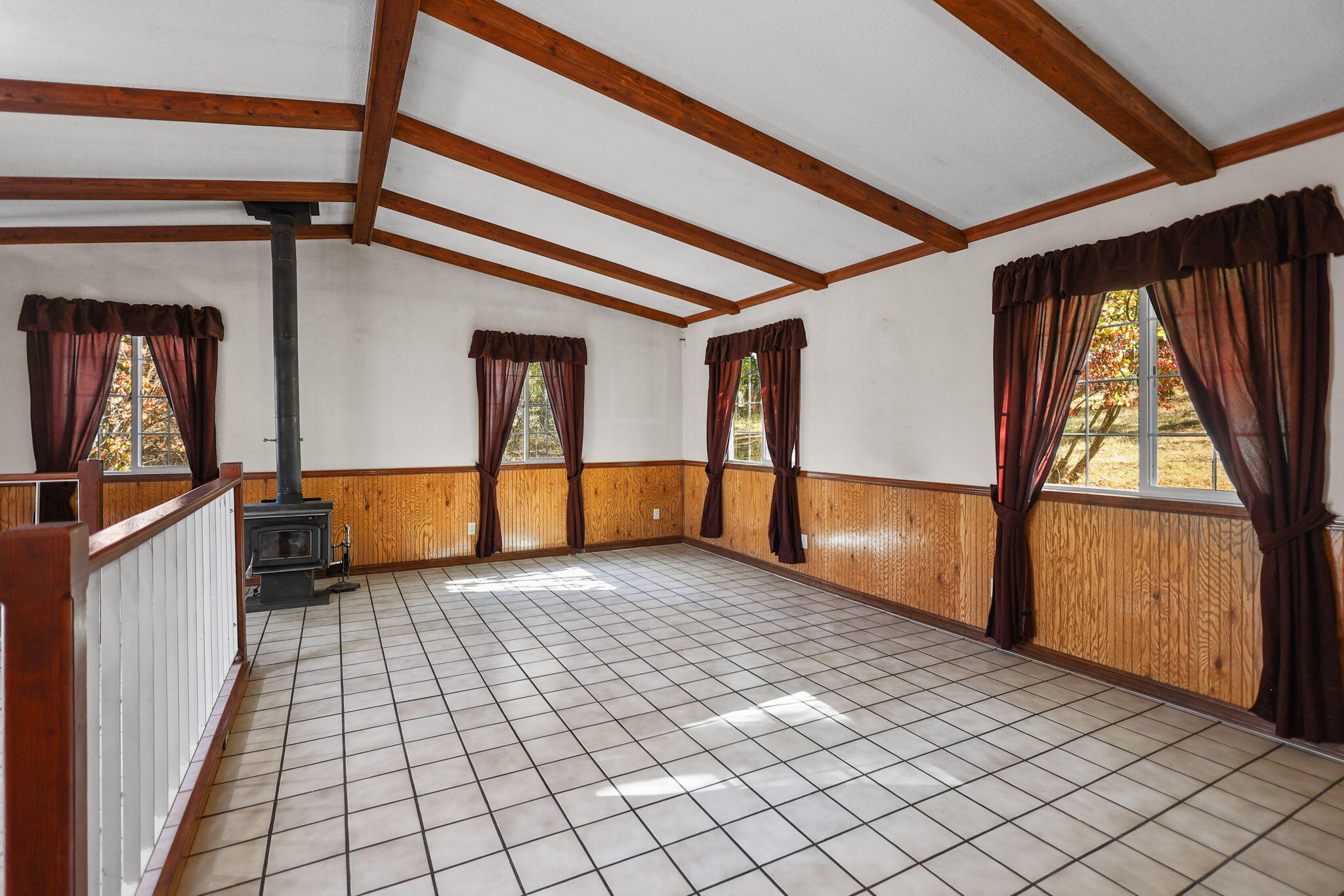 28424 Alpine Way Shingletown, CA 96088 - Photo 4 of 42 25-web-or-mls-8Q0A3886