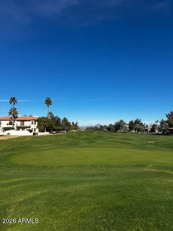 a view of a big room with a big yard