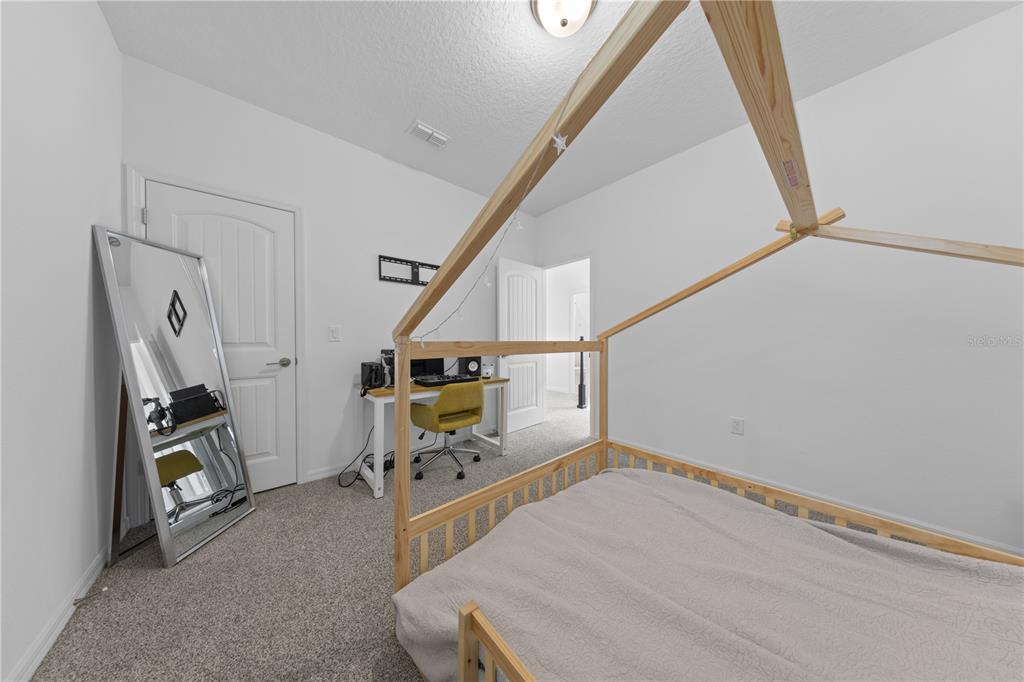 2065 White Feather Loop Oakland, FL 34787 - Photo 25 of 44