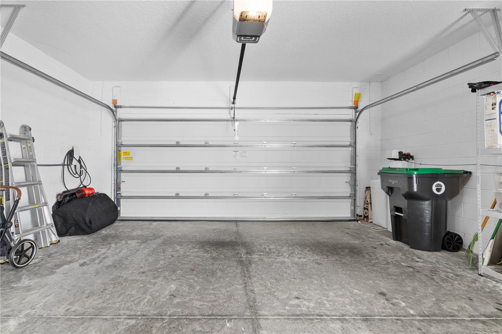 2065 White Feather Loop Oakland, FL 34787 - Photo 39 of 45