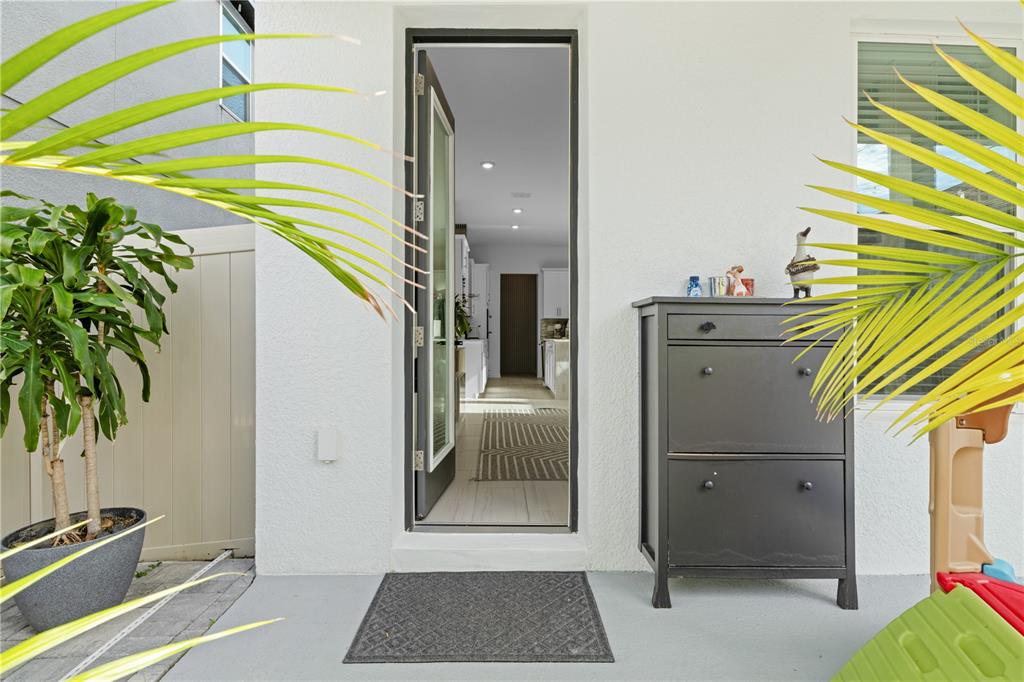 2065 White Feather Loop Oakland, FL 34787 - Photo 10 of 45