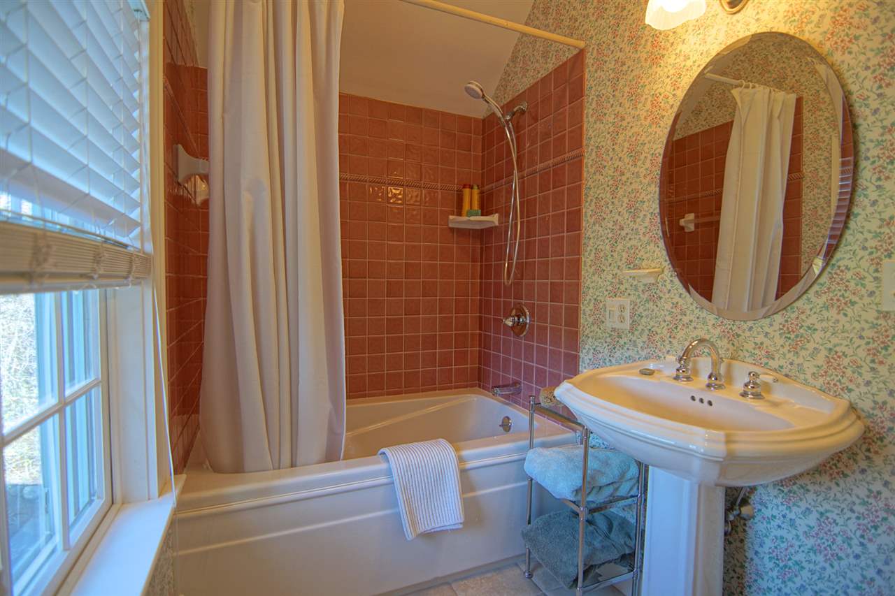 500 Brackett Road Rye, NH 03870 - Photo 35 of 37