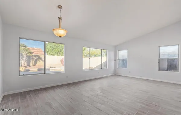 $3,000 | 4758 East Villa Maria Drive, Phoenix, AZ 85032