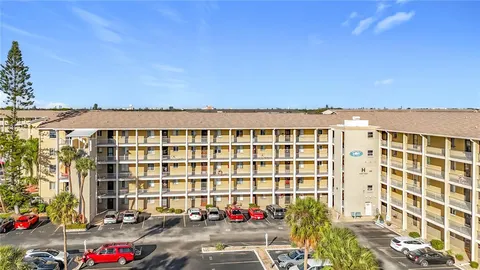 $104,000 | 3785 Lake Bayshore Drive, Unit H405, Bradenton, FL 34205