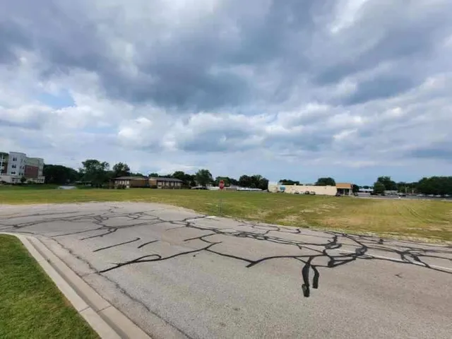 $1,100,000 | W171s7452 Lannon Drive, Muskego, WI 53150