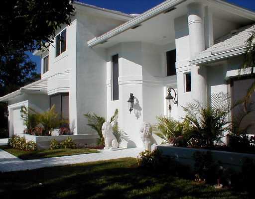 20562 Sausalito Drive Boca Raton, FL 33498 - Photo 1 of 8 FRONT