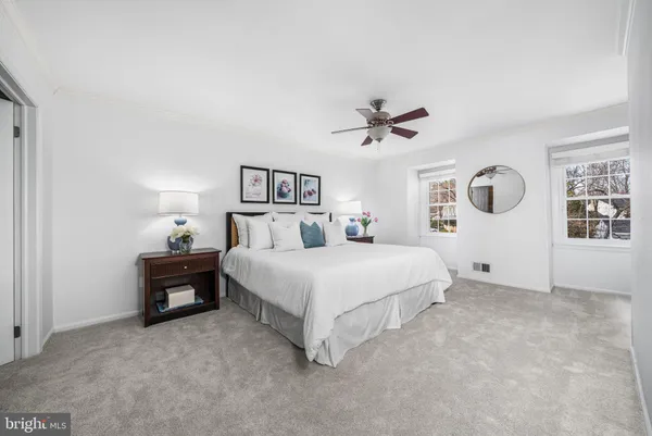 $885,000 | 7115 Hundsford Lane, Springfield, VA 22153
