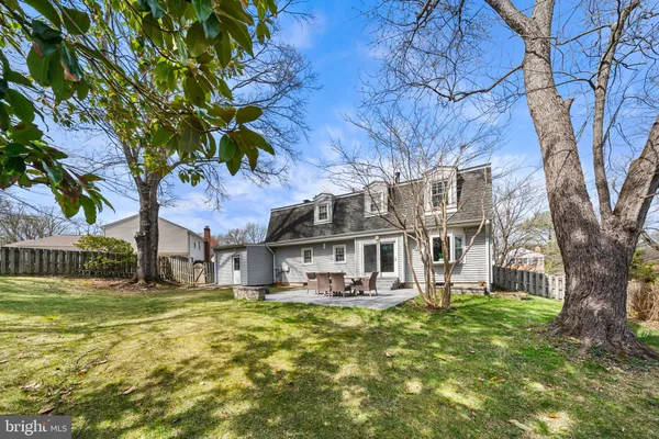 $885,000 | 7115 Hundsford Lane, Springfield, VA 22153