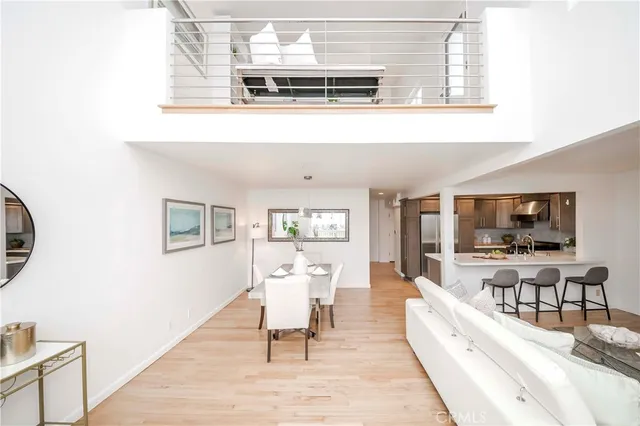 $1,249,000 | 6690 Vista Del Mar, Unit H, Playa del Rey, CA 90293