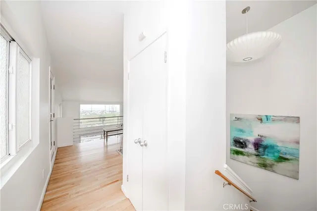 $1,249,000 | 6690 Vista Del Mar, Unit H, Playa del Rey, CA 90293