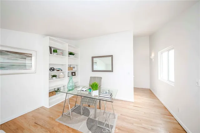 $1,249,000 | 6690 Vista Del Mar, Unit H, Playa del Rey, CA 90293