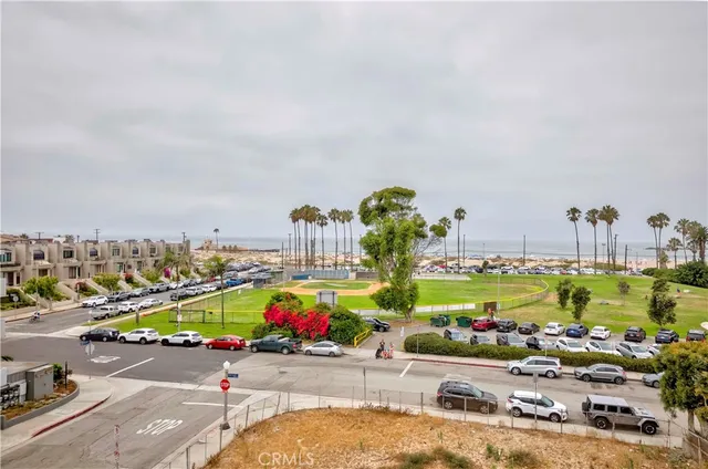 $1,249,000 | 6690 Vista Del Mar, Unit H, Playa del Rey, CA 90293