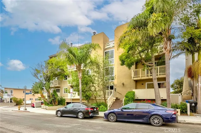 $1,249,000 | 6690 Vista Del Mar, Unit H, Playa del Rey, CA 90293