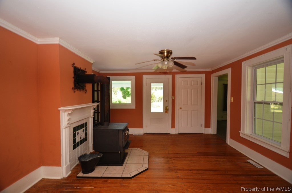 5945 Clay Bank Road Gloucester, VA 23061 - Photo 7 of 39 Gallery Image 7