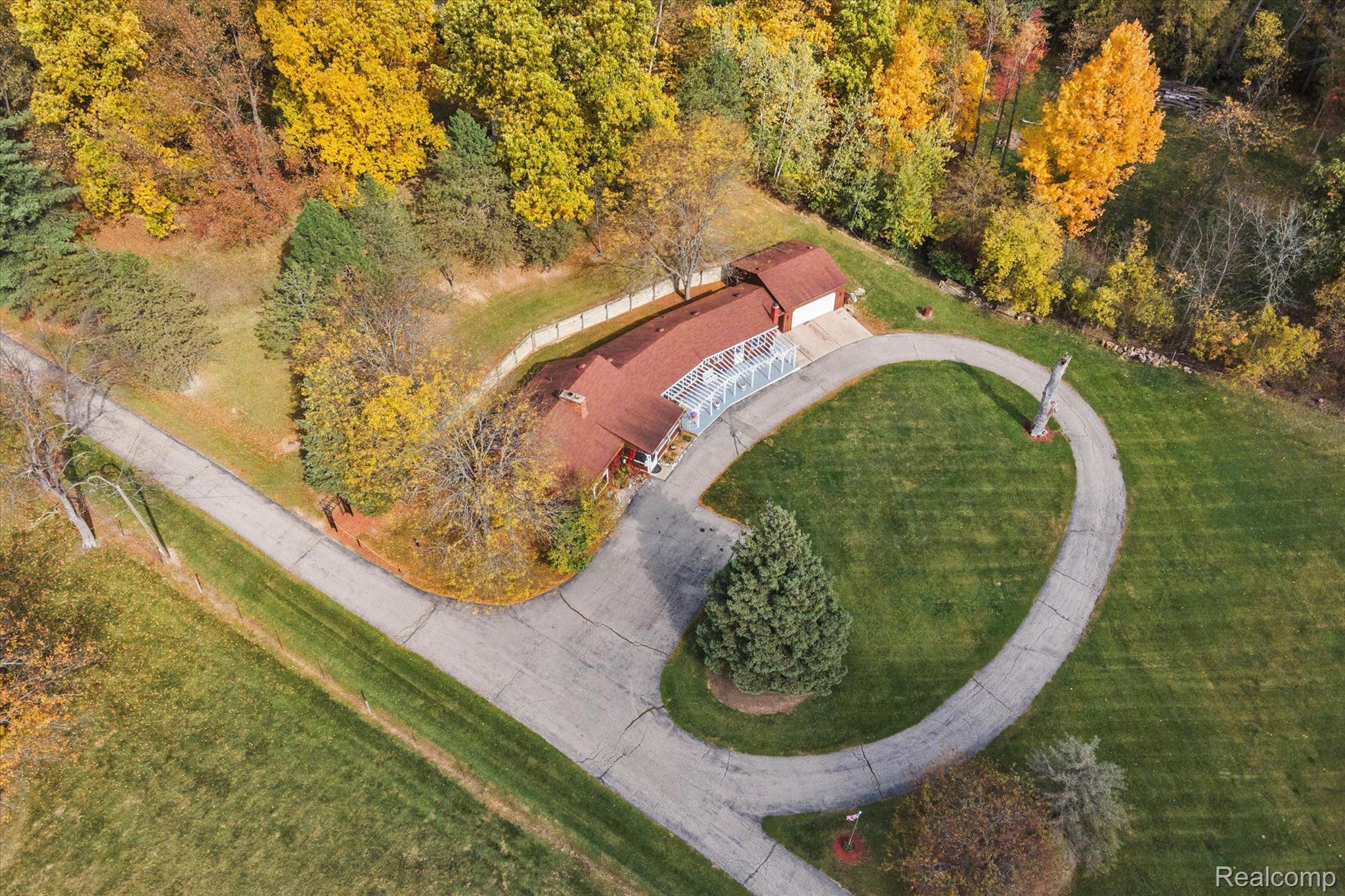 3140 Gentry Road Howell, MI 48843 - Photo 12 of 70 Gallery Image 12