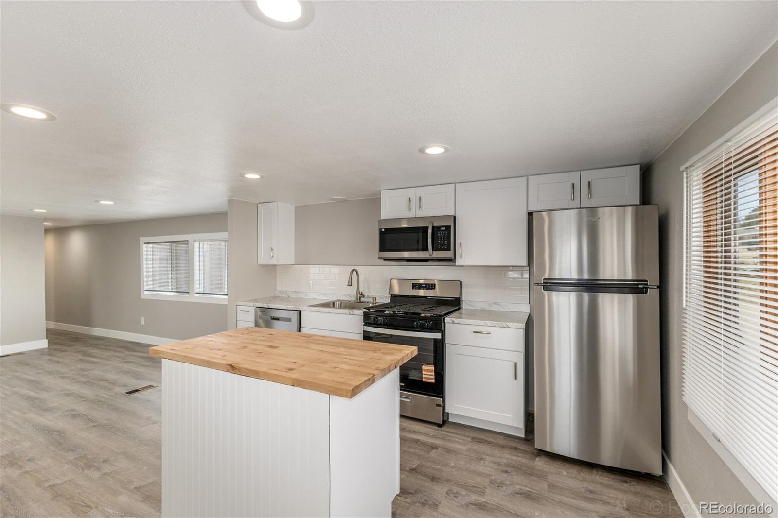 1212 Butte Road Loveland, CO 80537 - Photo 3 of 28