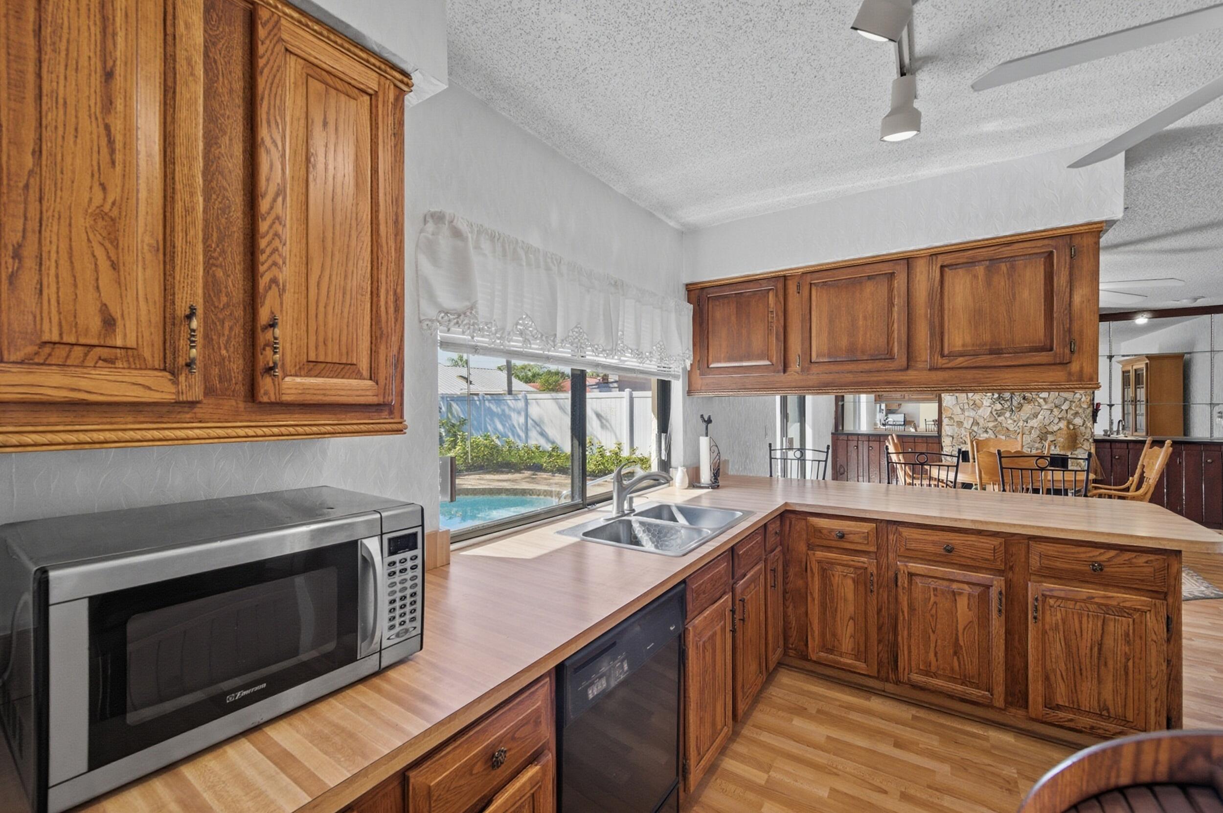 4914 Acorn Drive Boca Raton, FL 33487 - Photo 15 of 43 _d4s7338