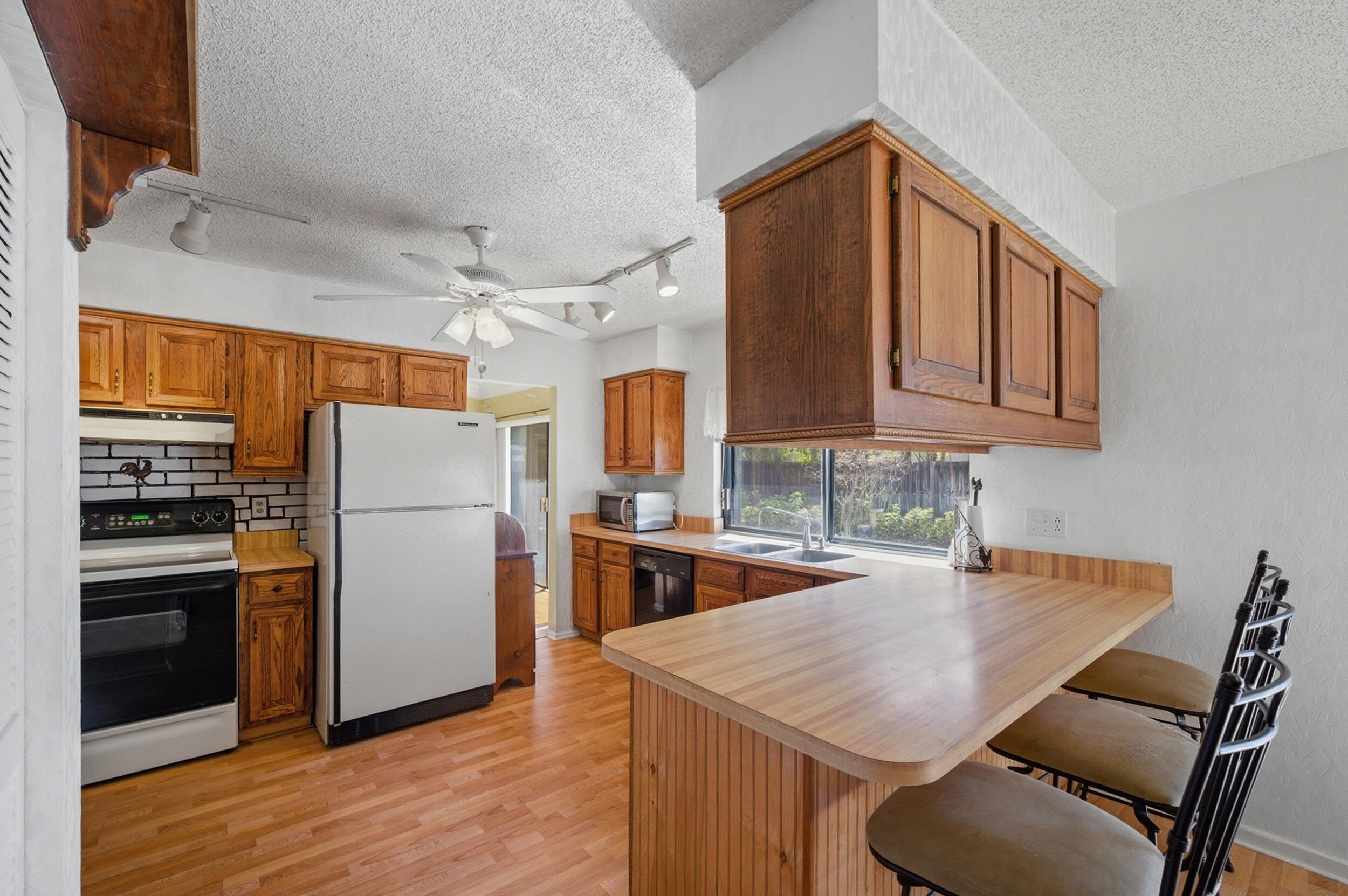 4914 Acorn Drive Boca Raton, FL 33487 - Photo 17 of 43 _d4s7358