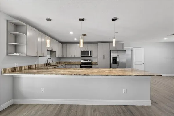 $529,900 | 709 South Dillingham Avenue, Kissimmee, FL 34741