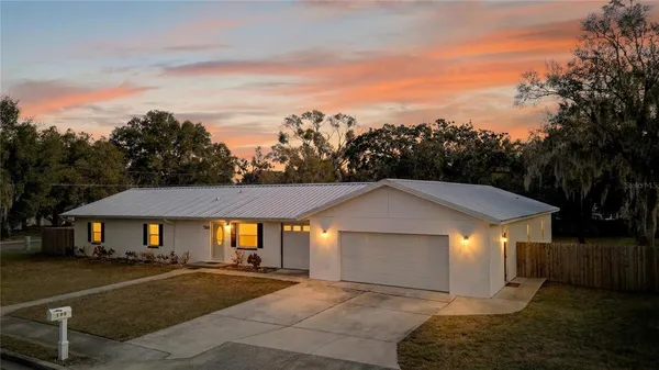 $529,900 | 709 South Dillingham Avenue, Kissimmee, FL 34741