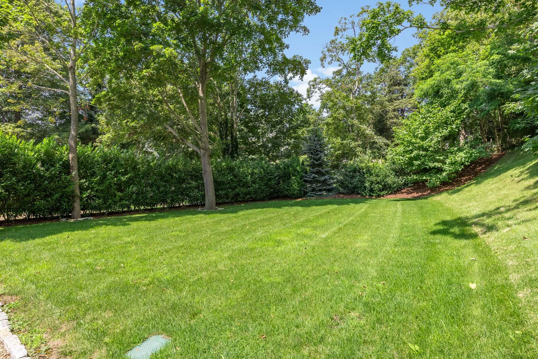 10 Bank Street Wellfleet, MA 02667 - Photo 39 of 49 045