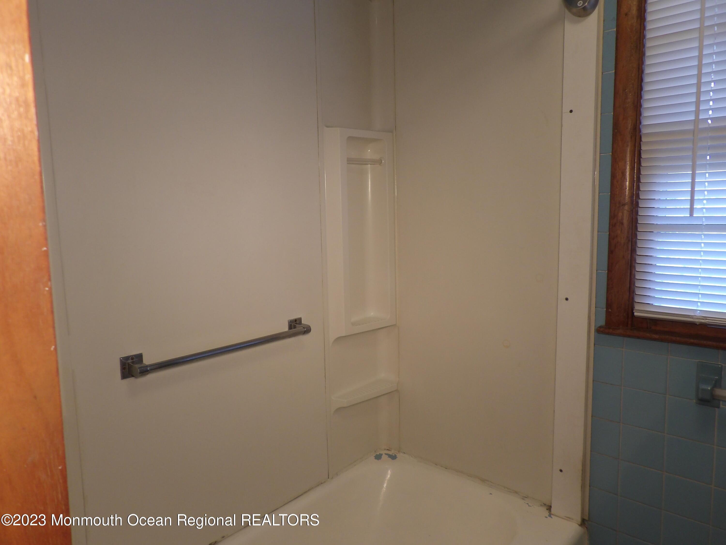 1447 Highway 9 Howell, NJ 07731 - Photo 16 of 26 101_2321