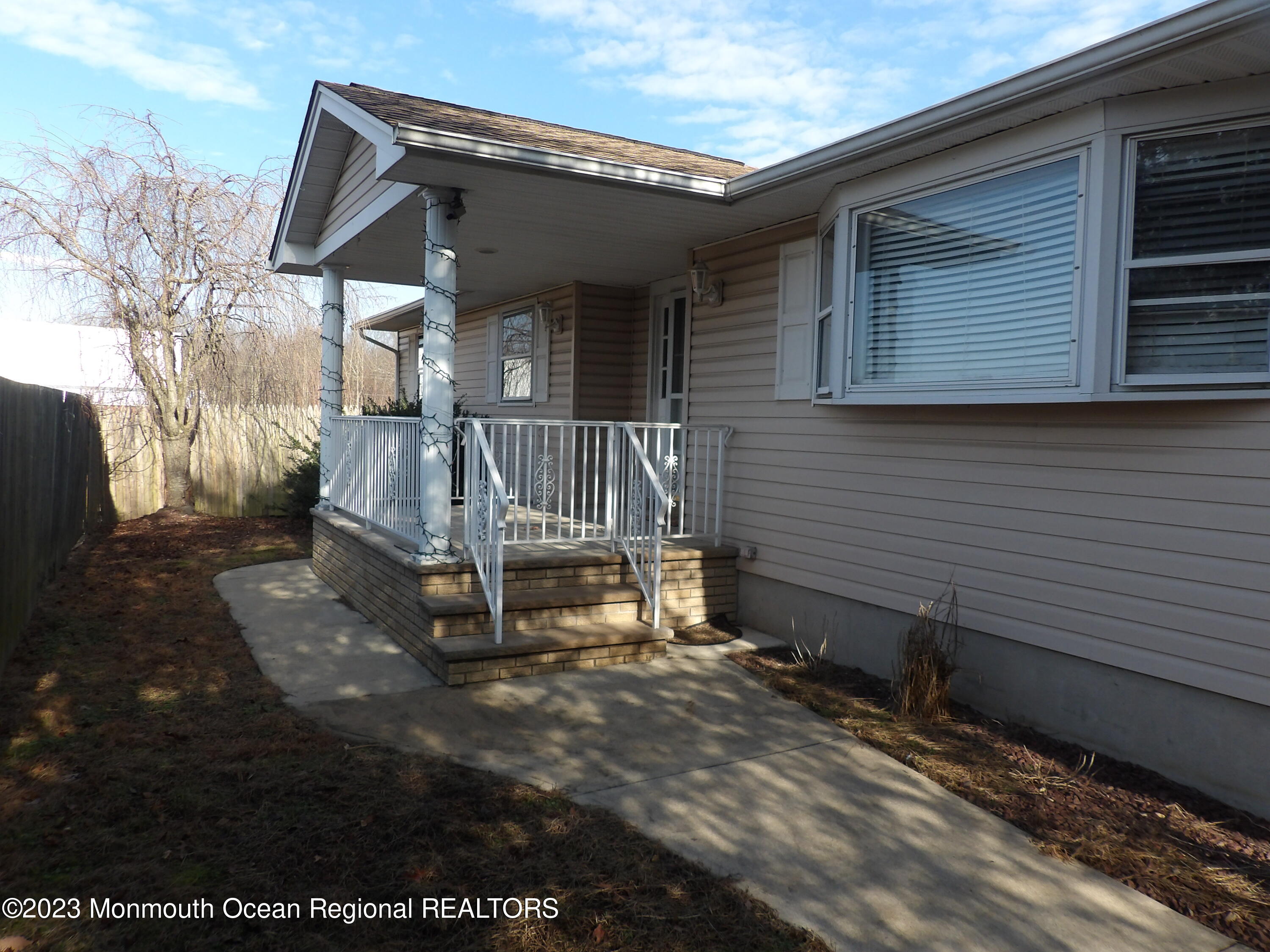 1447 Highway 9 Howell, NJ 07731 - Photo 2 of 26 101_2298