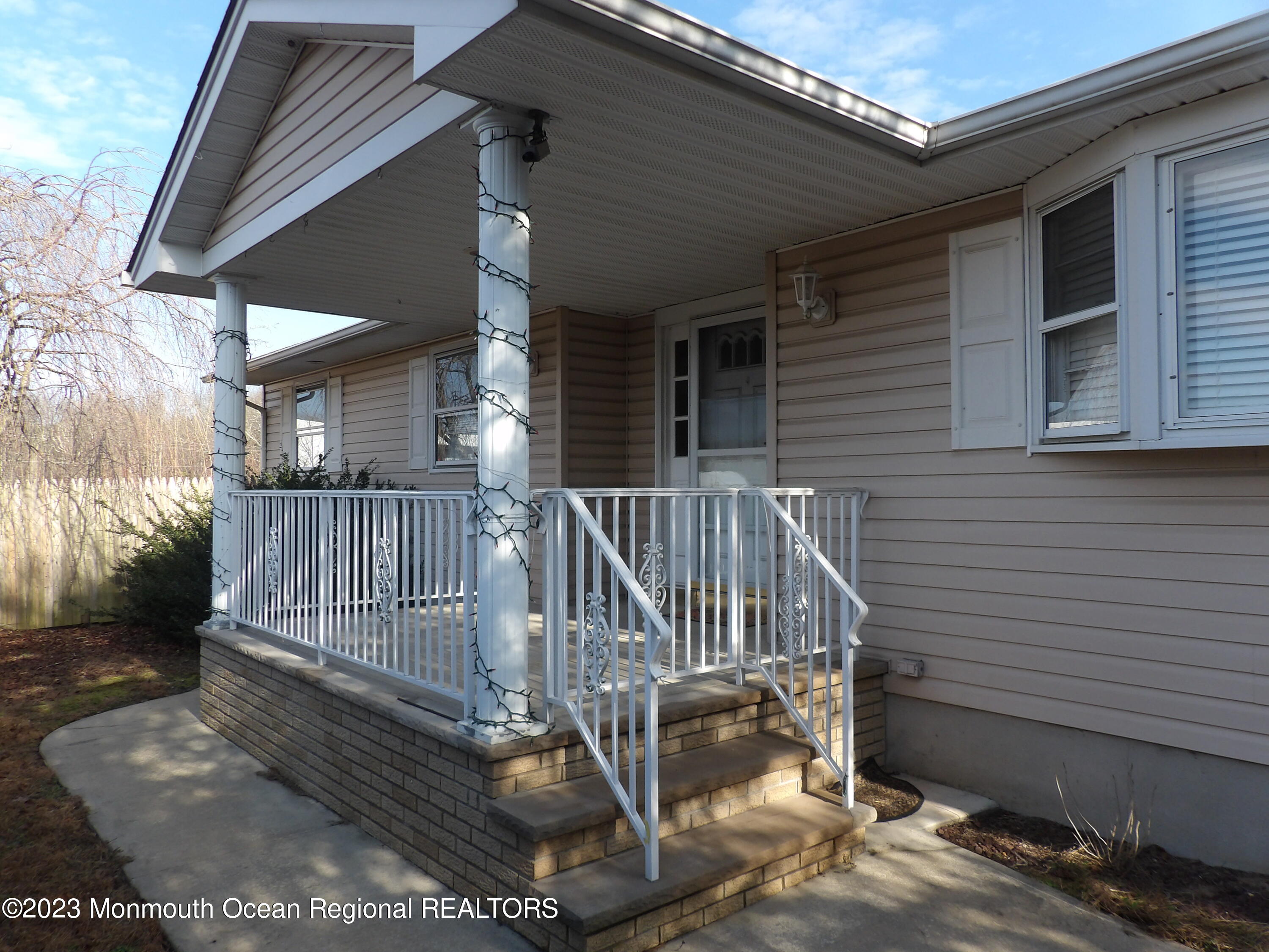 1447 Highway 9 Howell, NJ 07731 - Photo 3 of 26 101_2300