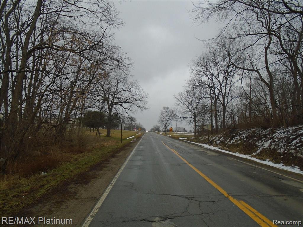 V/l Center Road Fenton, MI 48430 - Photo 1 of 6
