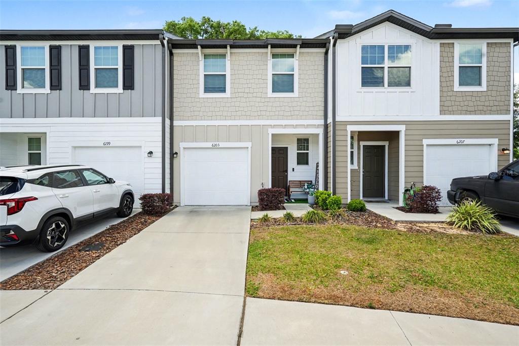 6203 Daerr Rdg Street Zephyrhills, FL 33542 - Photo 2 of 30