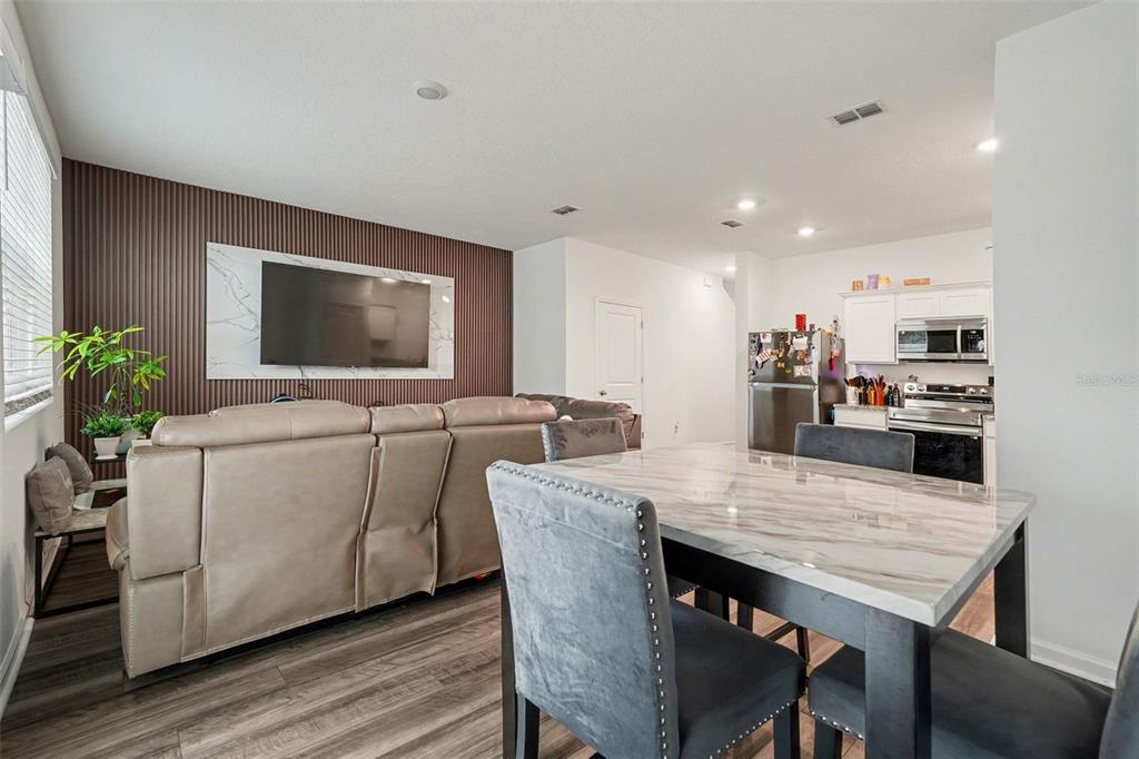 6203 Daerr Rdg Street Zephyrhills, FL 33542 - Photo 10 of 30