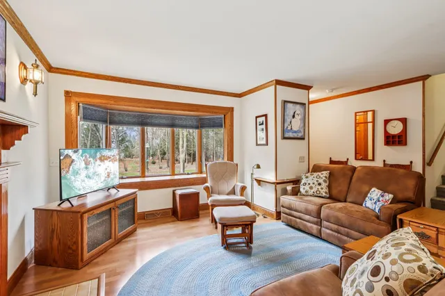 $1,595,000 | N2895 County Road V, Poynette, WI 53955