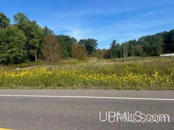 $69,900 | Lot 2 Lake Antoine Road, Iron Mountain, MI 49801