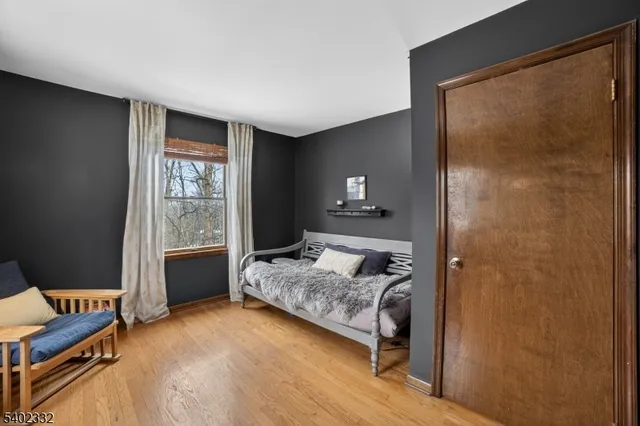 $765,000 | 509 County Road 579, Milford, NJ 08848