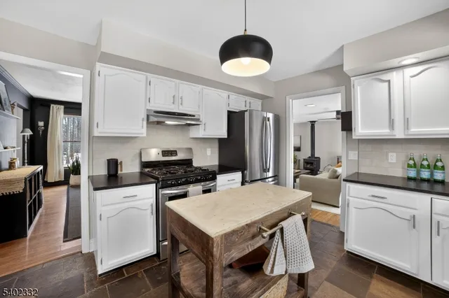 $765,000 | 509 County Road 579, Milford, NJ 08848