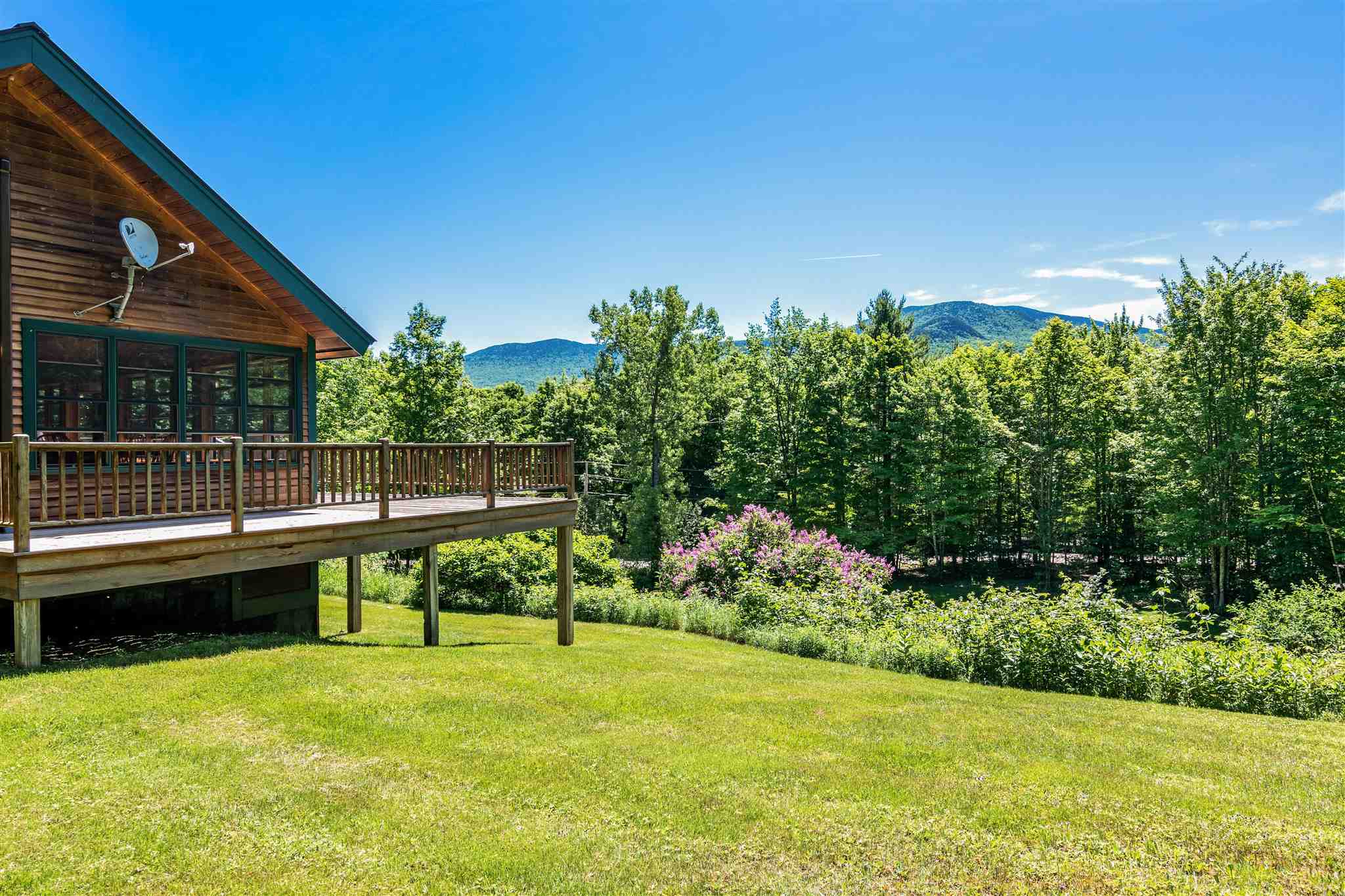 289 Hollow View Road Stowe, VT 05672 - Photo 2 of 21