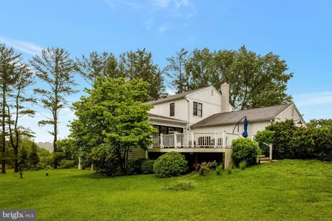 $7,500 | 10904 Belgravia Court, Great Falls, VA 22066